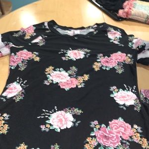 Long sleeve floral stretch shirt